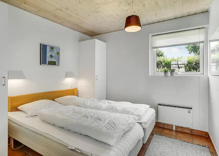 Pet Friendly In With Sauna Sjolund