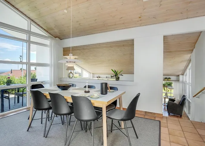 Pet Friendly In With Sauna بيت للعطل