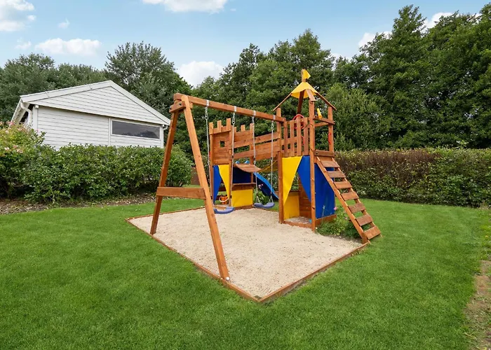 Pet Friendly In With Sauna بيت للعطل